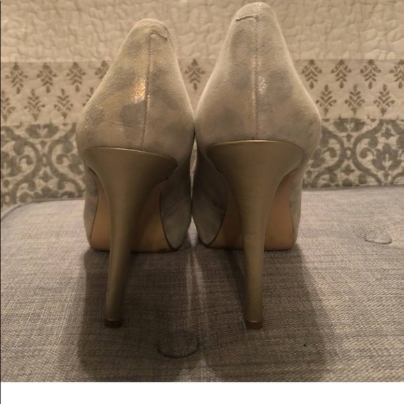 Gianni Bini size 10 pumps - Picture 3 of 3